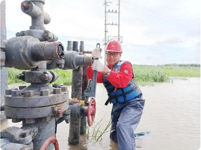 險(xiǎn)不除、人不休，水不降、人不退！大慶油田朝陽溝油田全力迎戰(zhàn)防汛&ldquo;大考&rdquo;